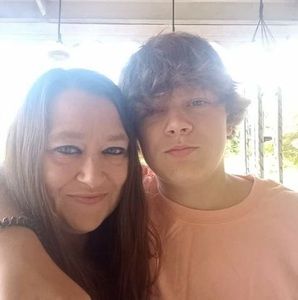 Meet your Posher, Ethan